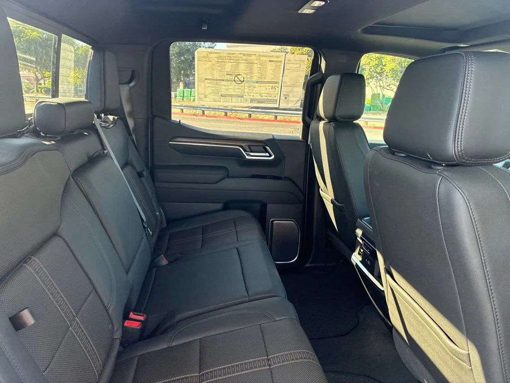 2026 Chevrolet Silverado 1500 High Country - Photo 24