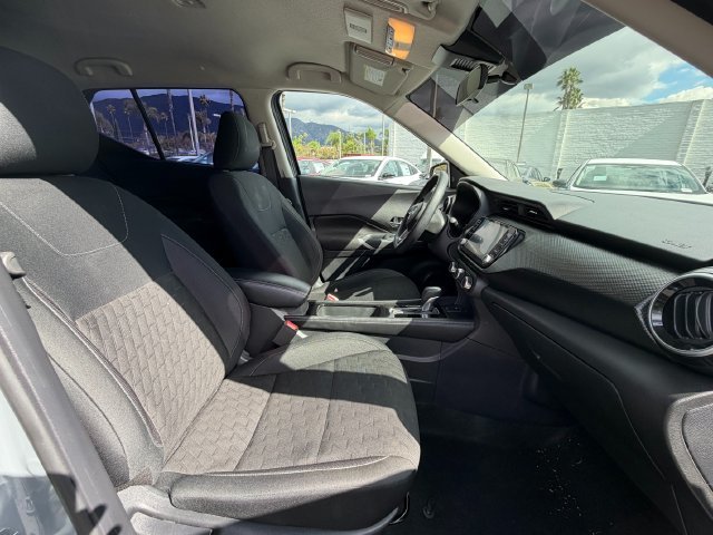 Used 2024 Gray Nissan SV image 35