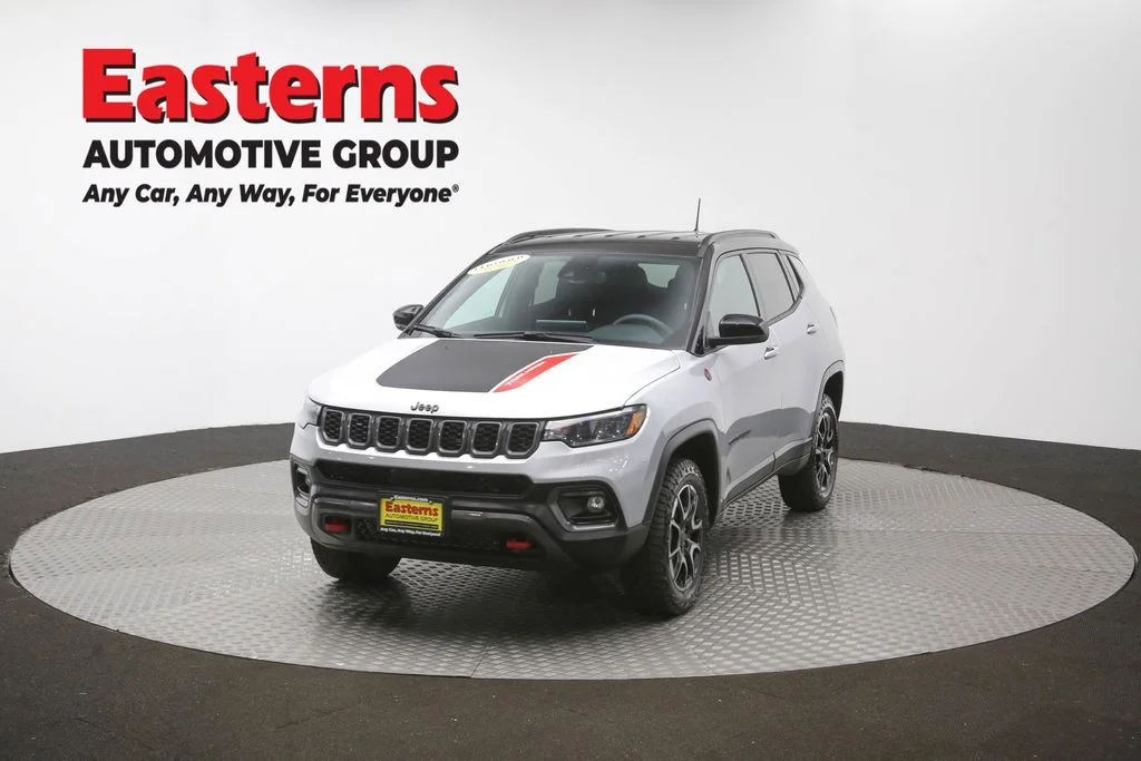 Used 2025 Silver Jeep Trailhawk image 53