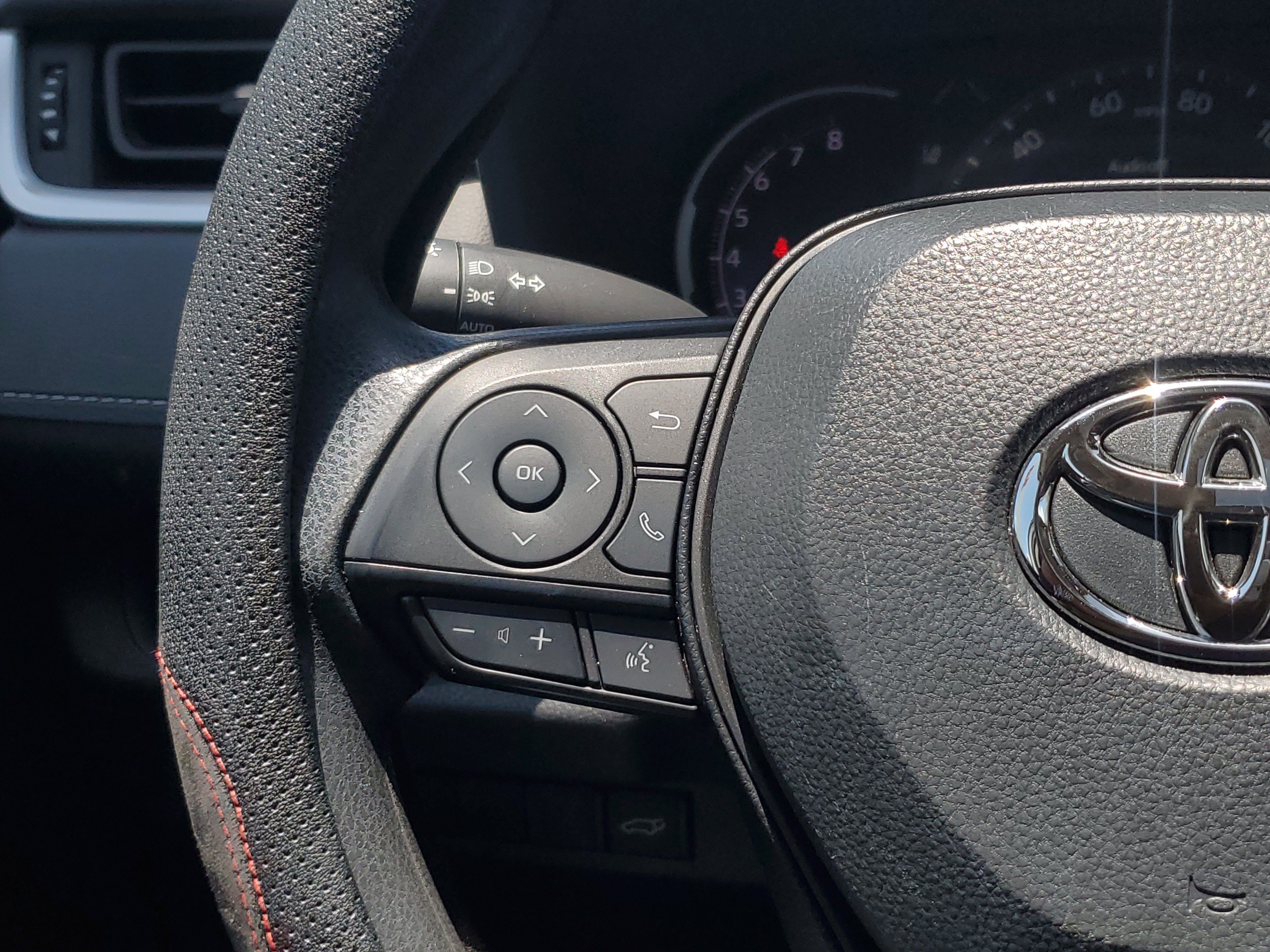 Used 2024 Ice Toyota XLE image 25