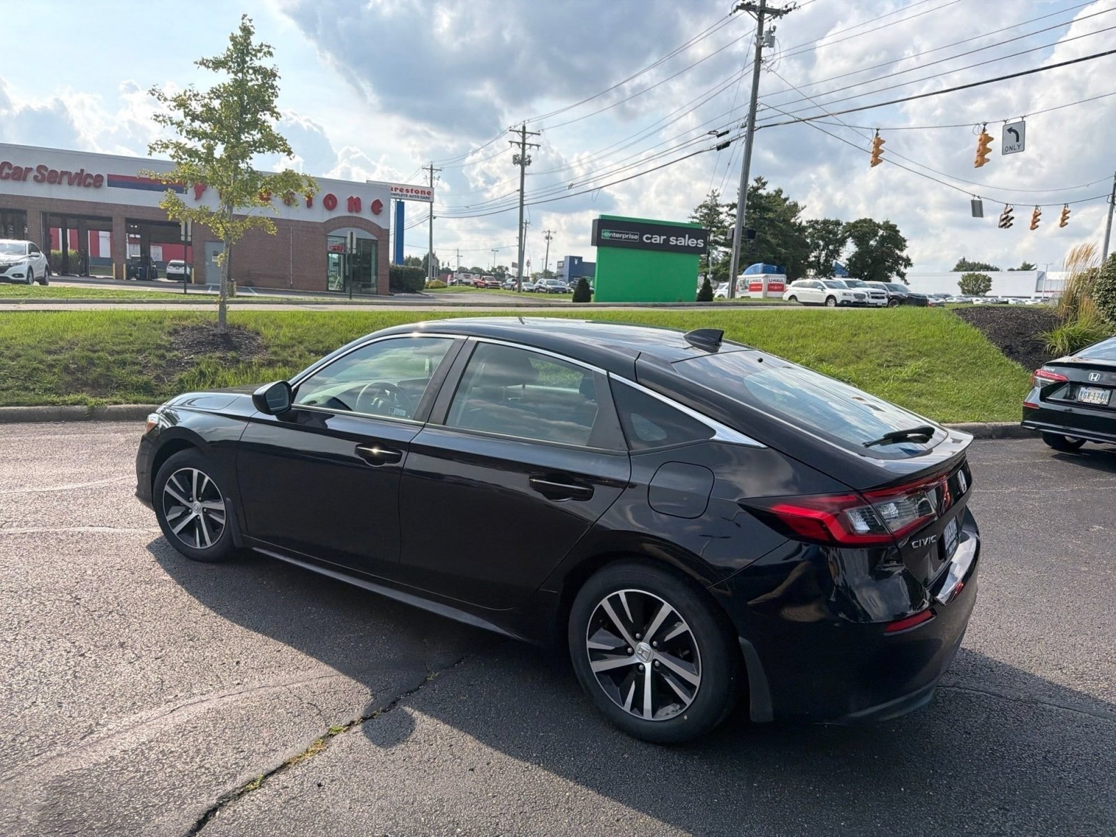 Certified Used 2023 Crystal Black Pearl Honda LX image 15