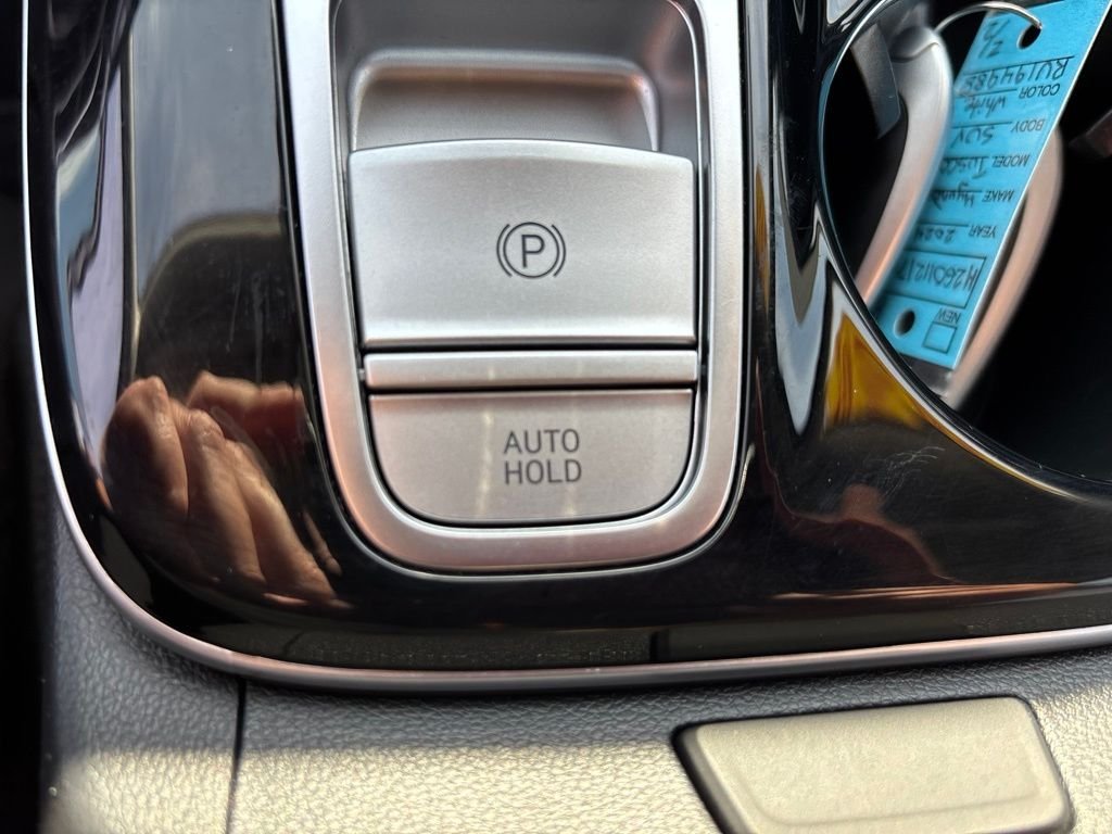 Used 2024 White Hyundai Blue image 22