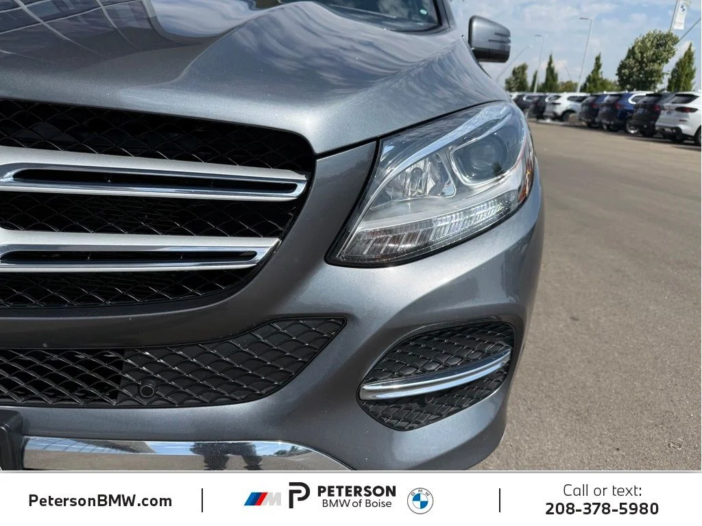 Used 2019 Gray Mercedes-Benz GLE 400 image 38