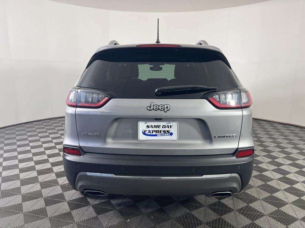 Used 2019 Billet Silver Metallic Clearco Jeep Limited image 25