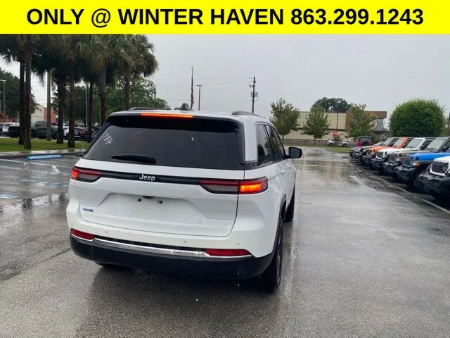 Used 2024 White Jeep 4xe image 4
