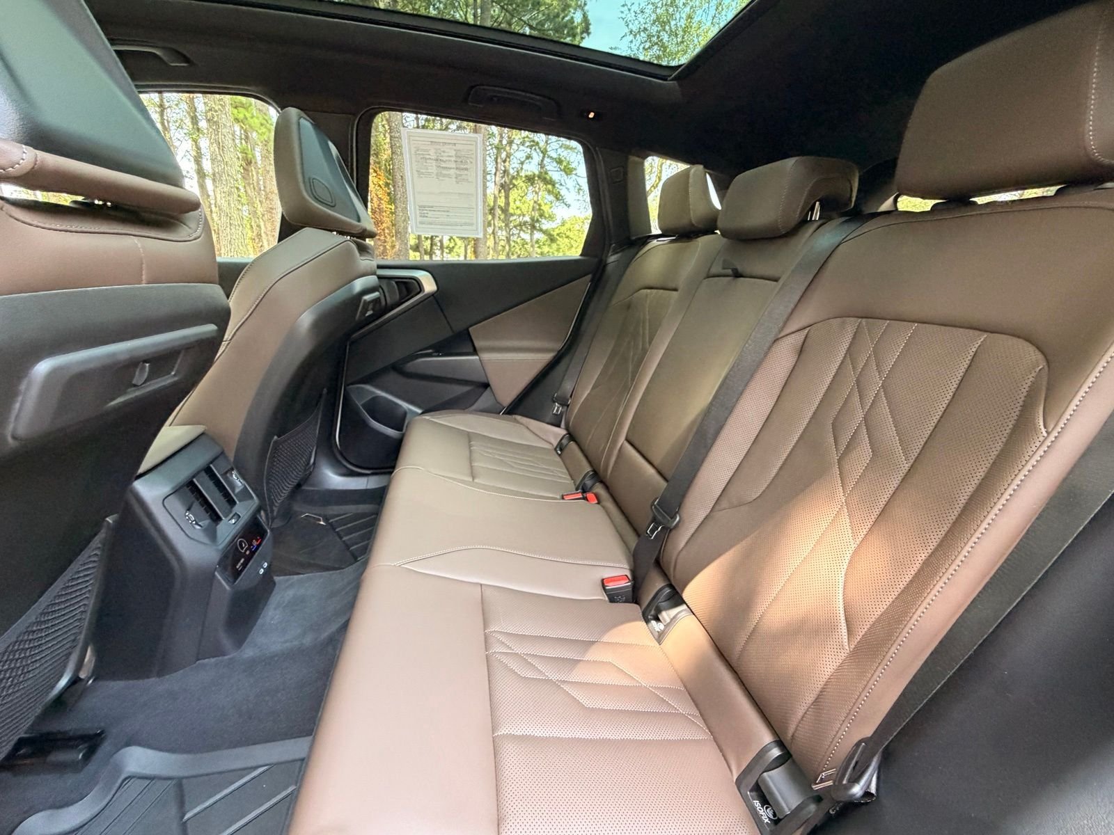 Certified Used 2025 Alpine White BMW 30 xDrive image 13