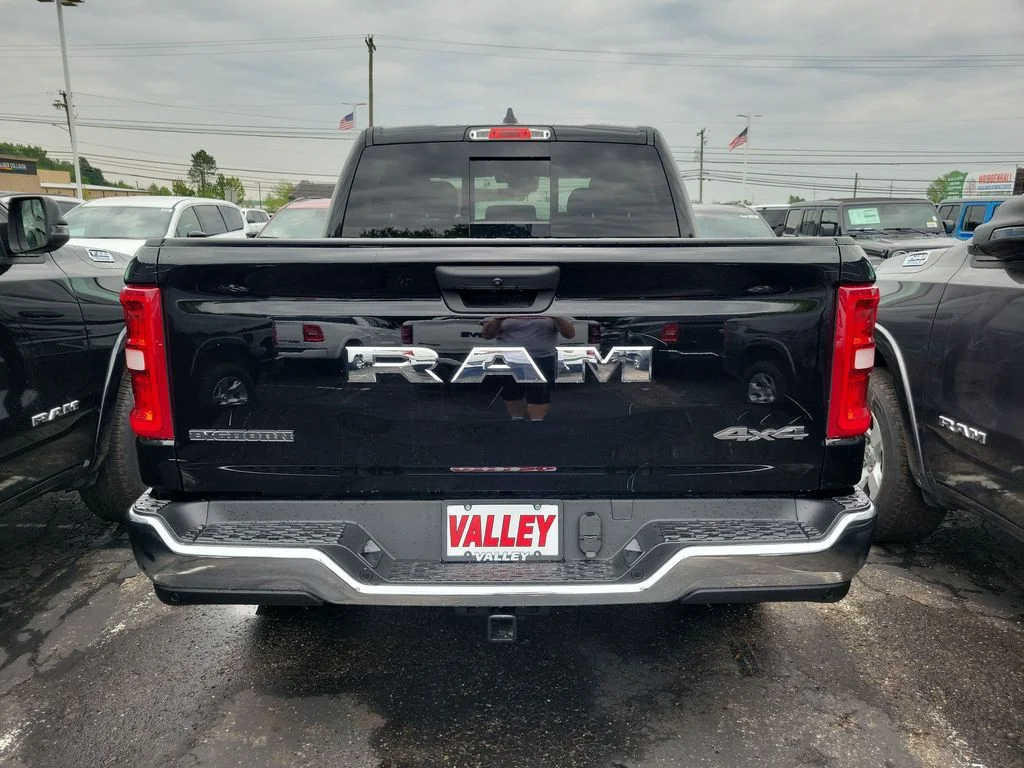 New 2026 Diamond Black Crystal Pearlcoat RAM Big Horn/Lone Star image 6