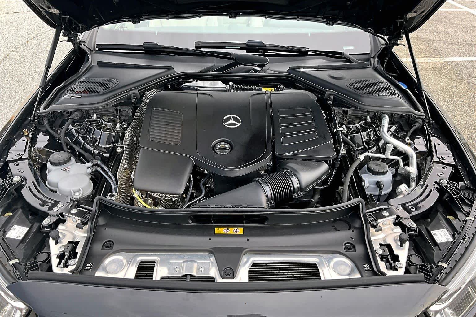 Used 2025 Graphite Grey Metallic Mercedes-Benz E 350 image 31