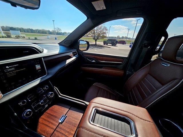 2024 GMC Yukon Denali Ultimate - Photo 51