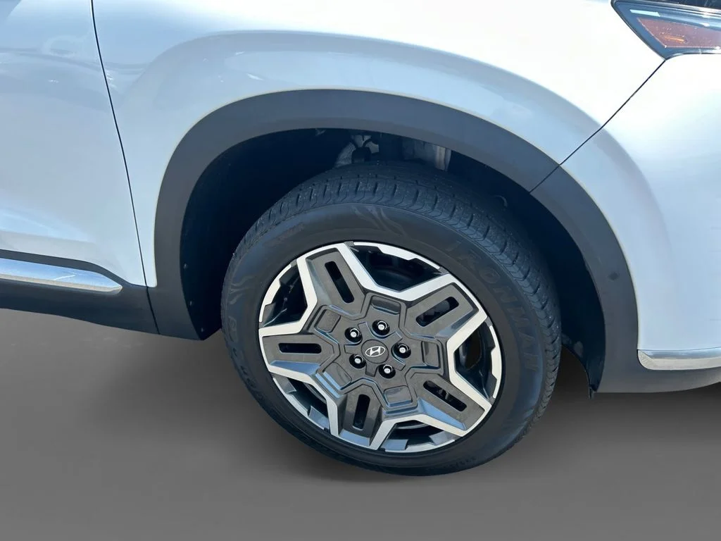 Used 2023 White Hyundai Limited image 16