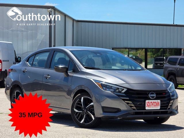 2024 Nissan Versa SR