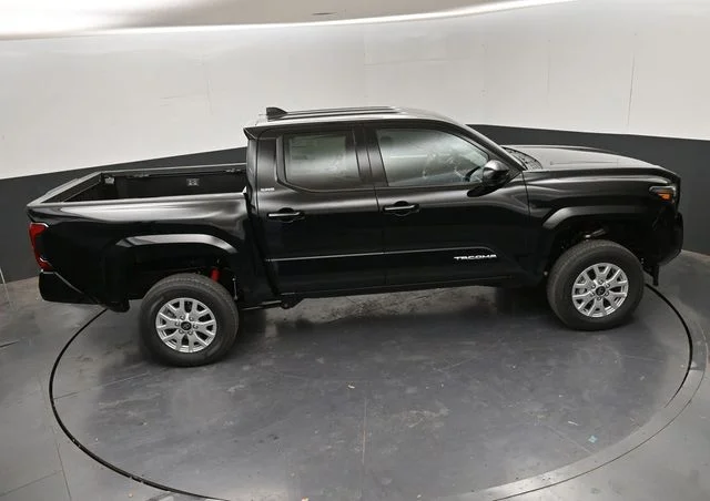2026 Toyota Tacoma SR5 - Photo 30
