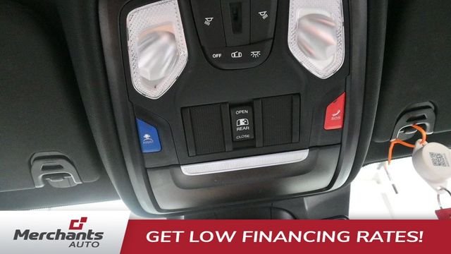 Used 2024 White Ram Big Horn/Lone Star image 14