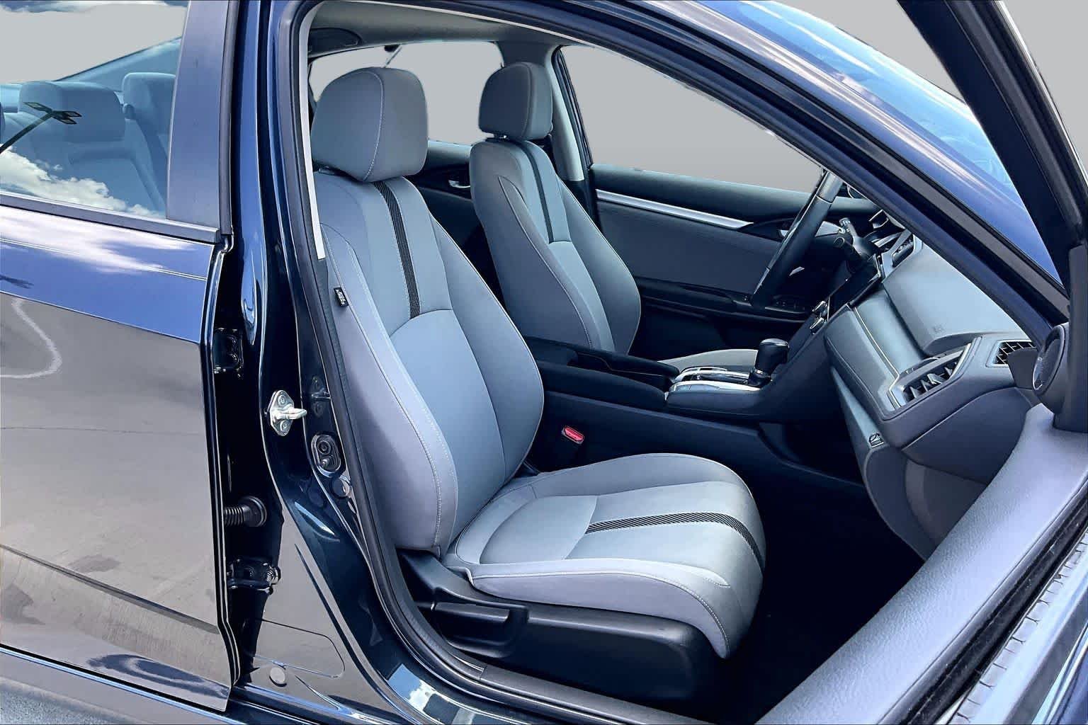 Used 2018 Modern Steel Metallic Honda EX image 9