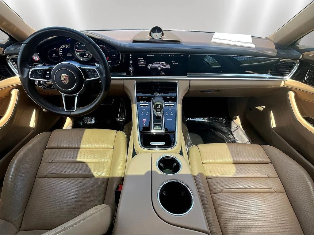 Used 2020  Porsche 4S image 7