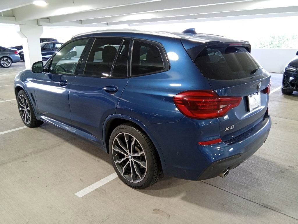 Used 2019 Phytonic Blue Metallic BMW xDrive30i image 7