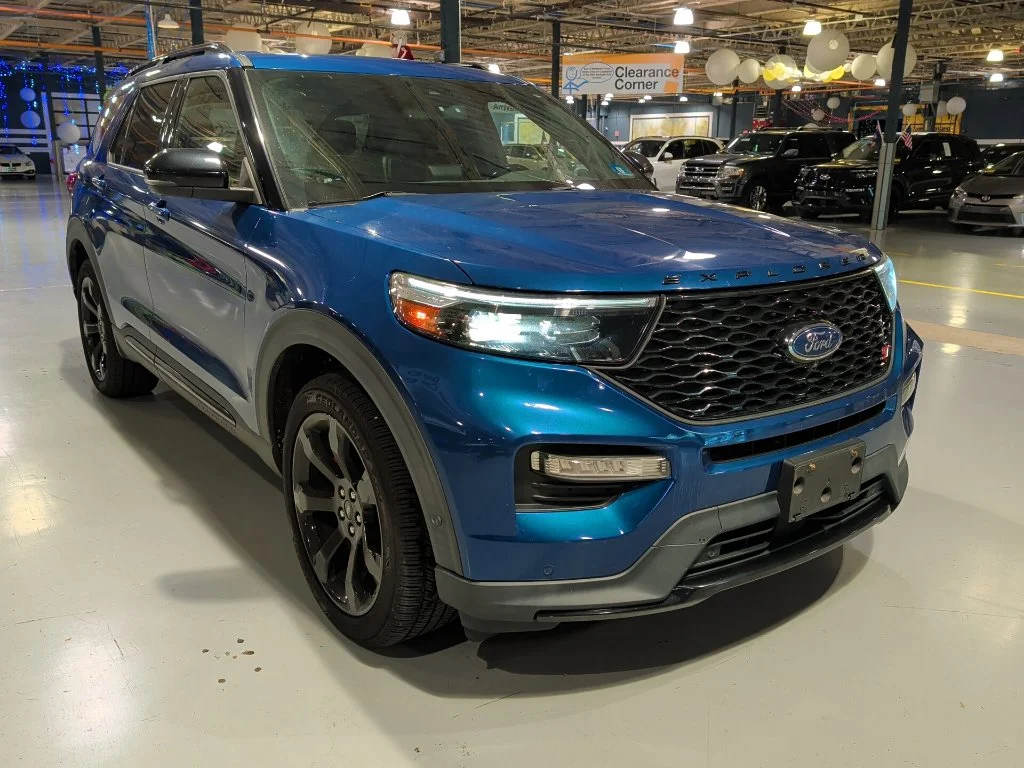 Used 2020 Blue Metallic Ford ST image 6