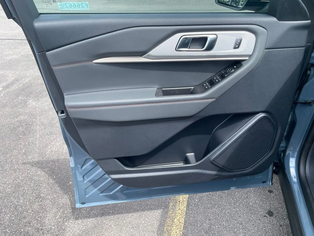 New 2026 Vapor Blue Metallic Ford Active image 12