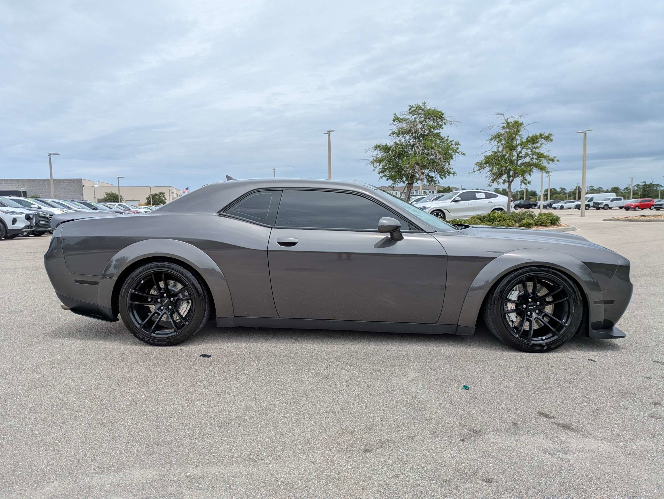 Used 2020 Granite Pearlcoat Dodge SRT Hellcat Redeye Widebody image 4