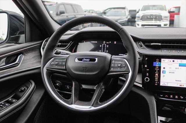 New 2026 Baltic Gray Metallic Clear-Coat Exterior Paint Jeep Laredo image 16