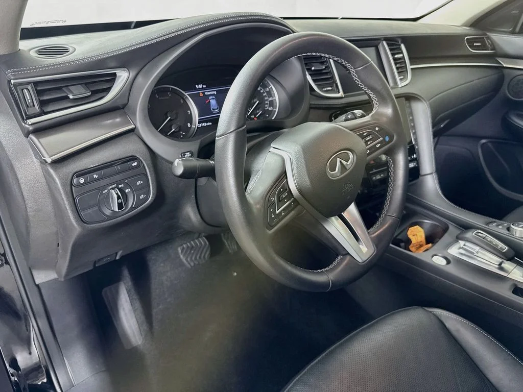 Certified Used 2023 Black INFINITI LUXE image 12