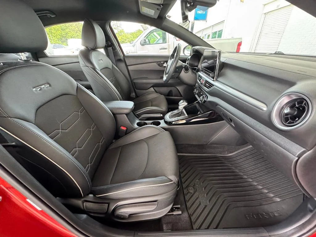 Used 2022 Red Kia GT-Line image 15
