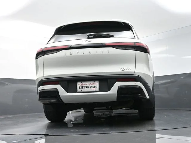 Used 2024 White INFINITI PURE image 51