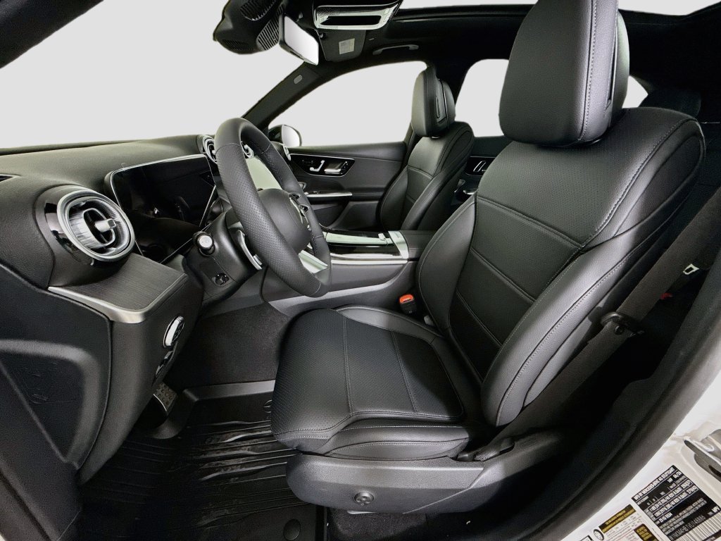 New 2027 Polar White Mercedes-Benz GLC 300 image 22