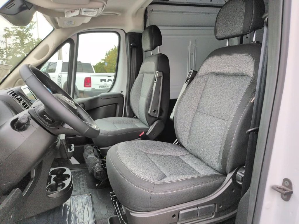 New 2026 Bright White Clear-Coat Exterior Paint RAM  image 17