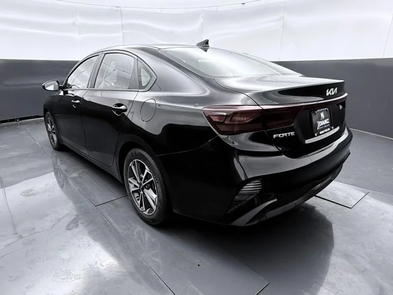 Certified Used 2023  Kia LXS Sedan 4D image 17