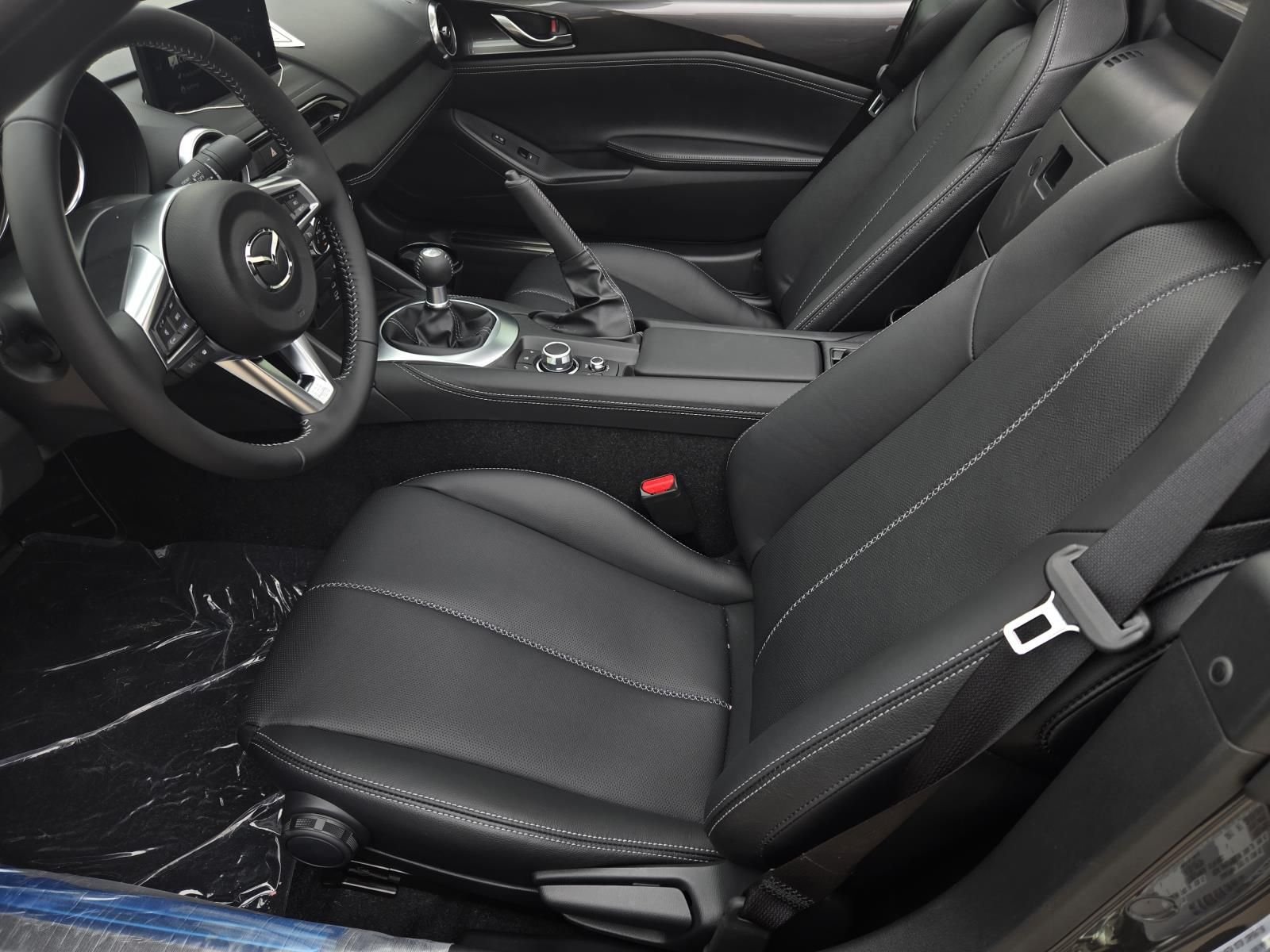 2026 Mazda MX-5 Miata RF Grand Touring - Photo 15
