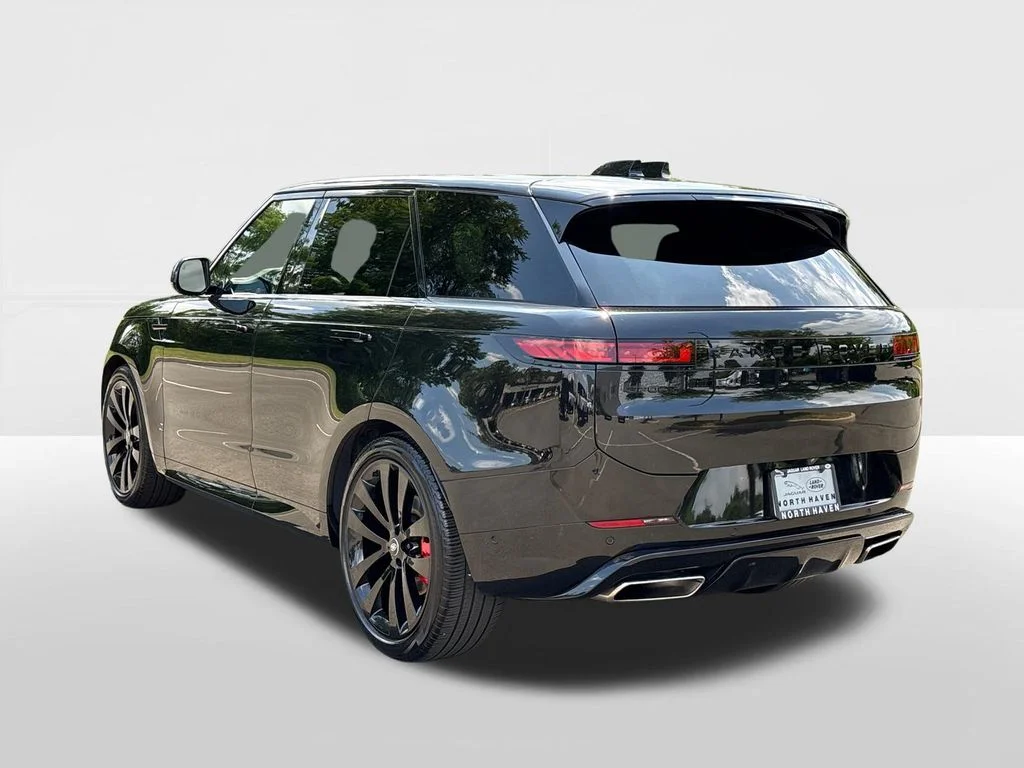 Certified Used 2024 Black Land Rover Dynamic SE image 2