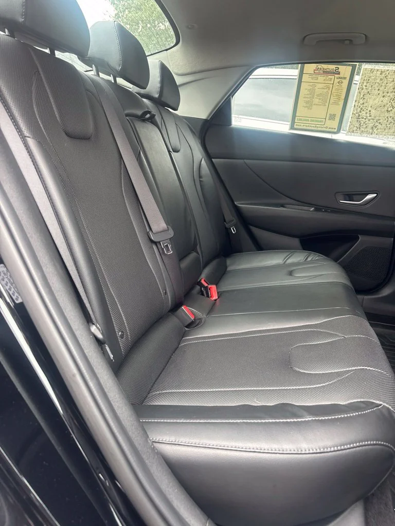 Used 2023 Black Hyundai Limited image 26