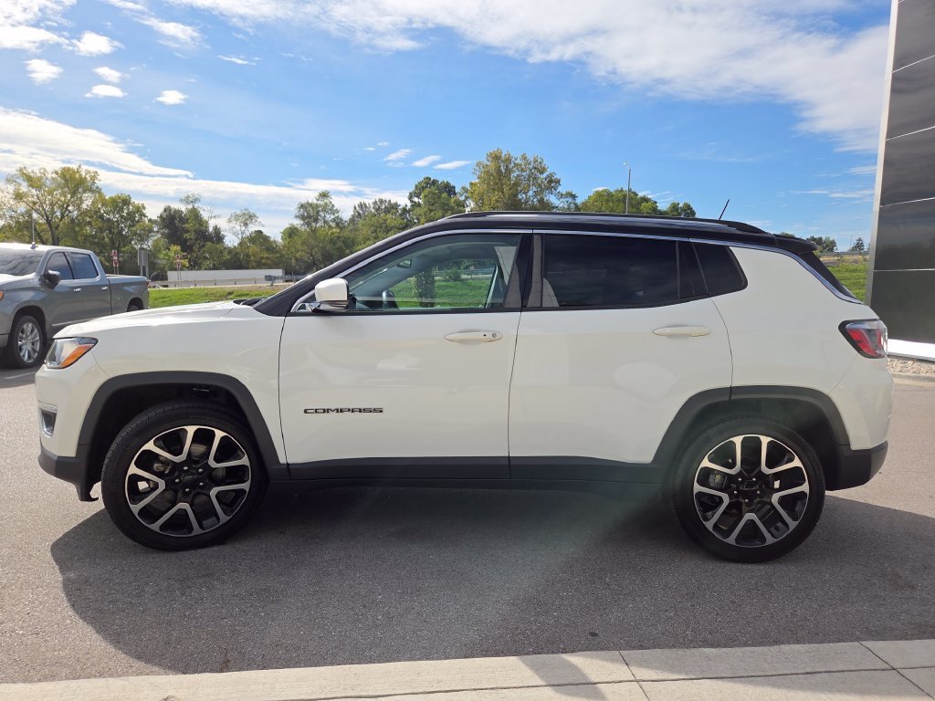 Used 2018 White Clearcoat Jeep Limited image 21