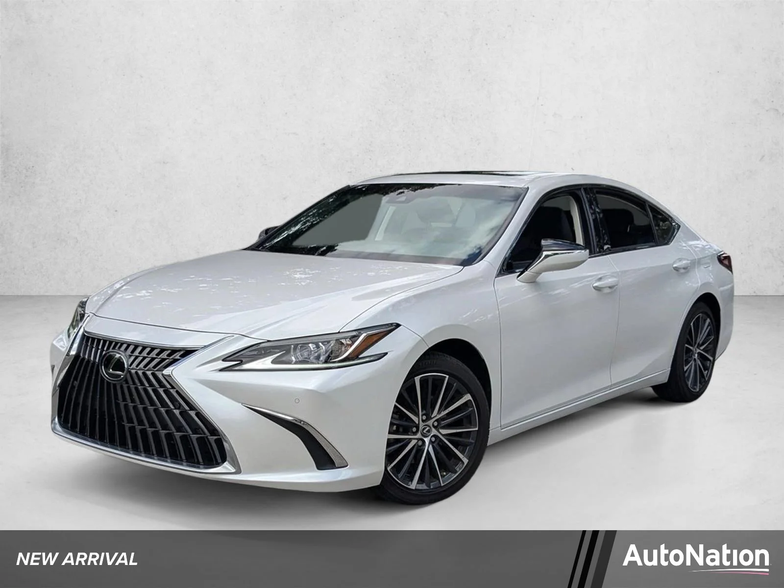 2024 Lexus ES 350 350's photo