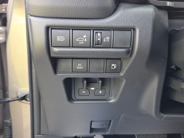 Used 2025  Toyota 1958 image 25