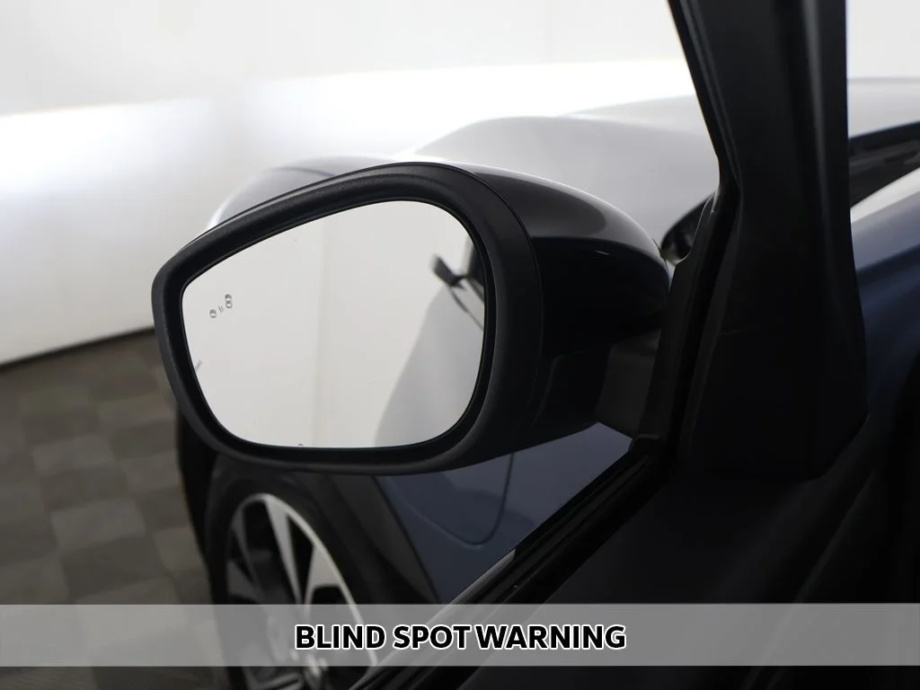 Used 2023 Blue Ford Premium image 8