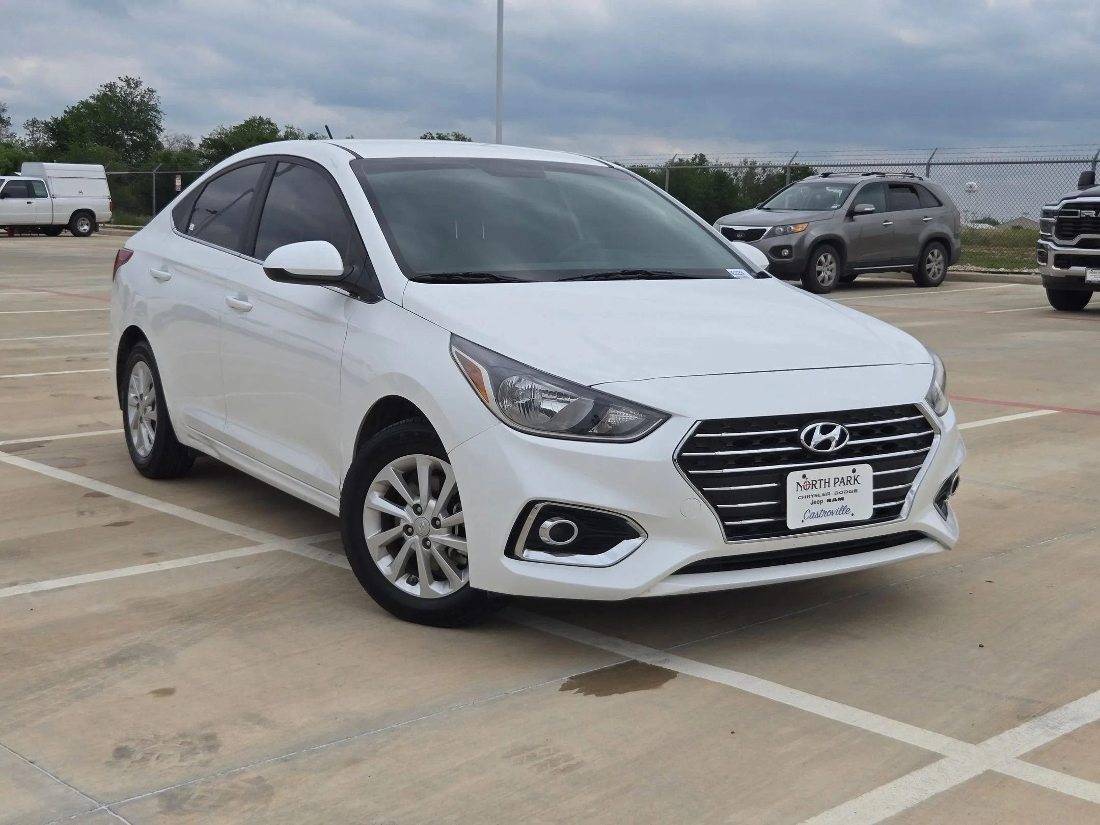 Used 2022 Hyundai Accent SEL with VIN 3KPC24A68NE162894 for sale in Castroville, TX