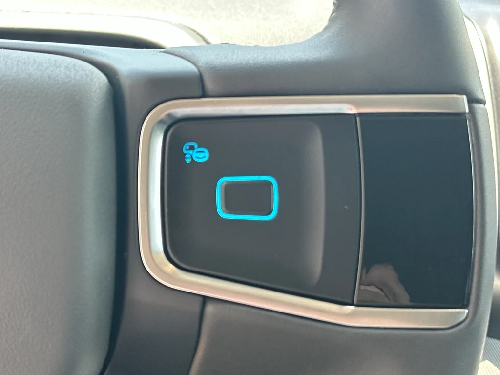 New 2025 Space Silver Metallic Ford Active image 14