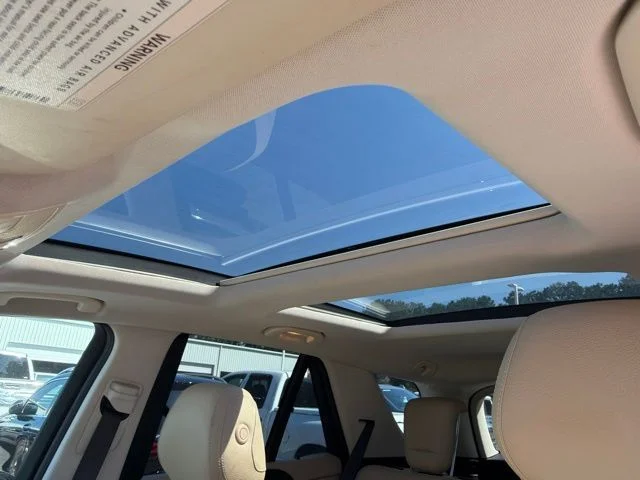 Used 2018 White Mercedes-Benz GLE 350 image 17