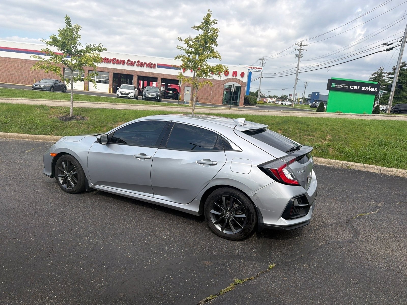 Used 2021 Lunar Silver Metallic Honda EX image 11