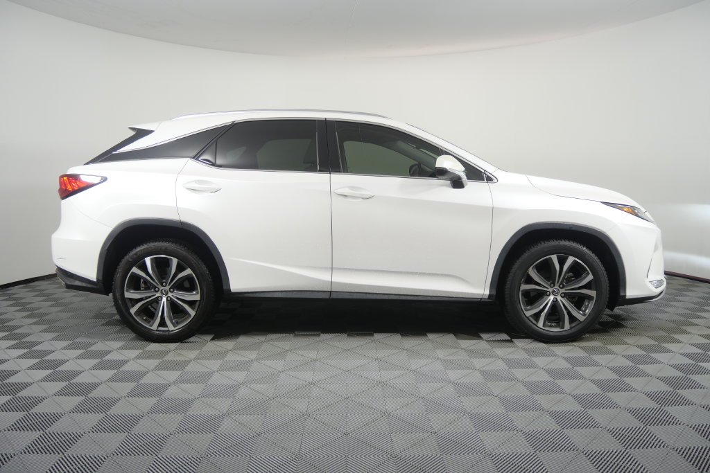Used 2022 White Pearl Lexus 350 image 3