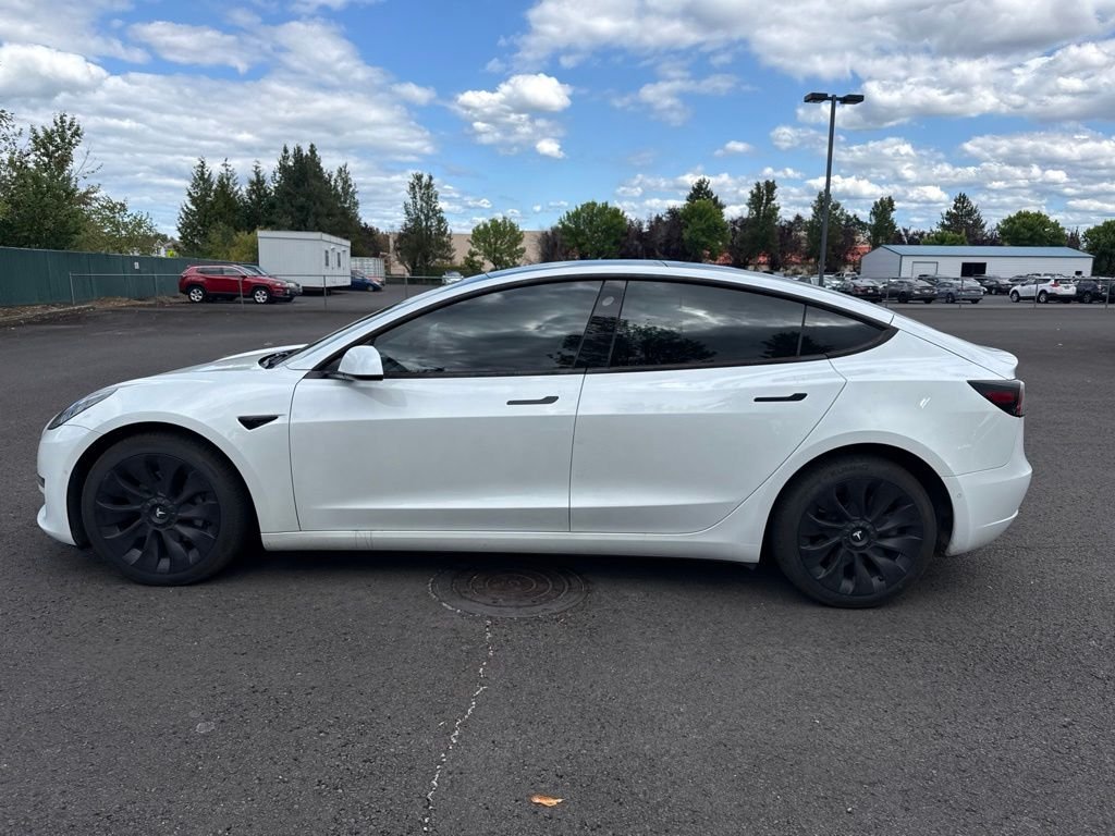 Used 2021 Pearl White Multi-Coat Tesla Standard Range Plus image 4