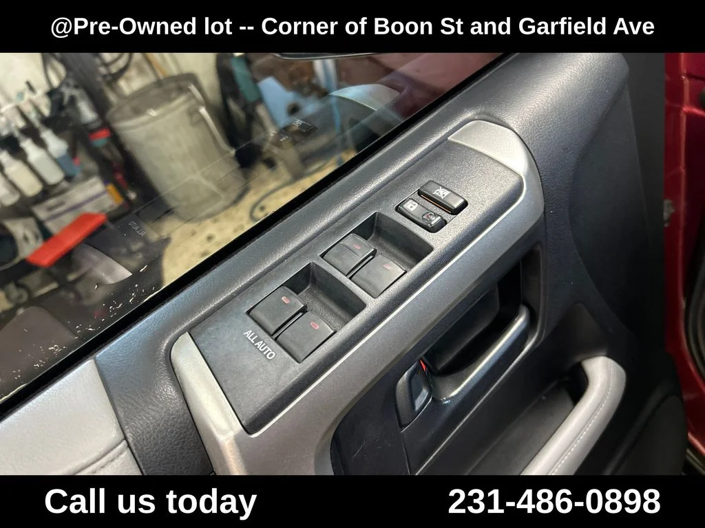 Used 2011  Toyota Trail image 15