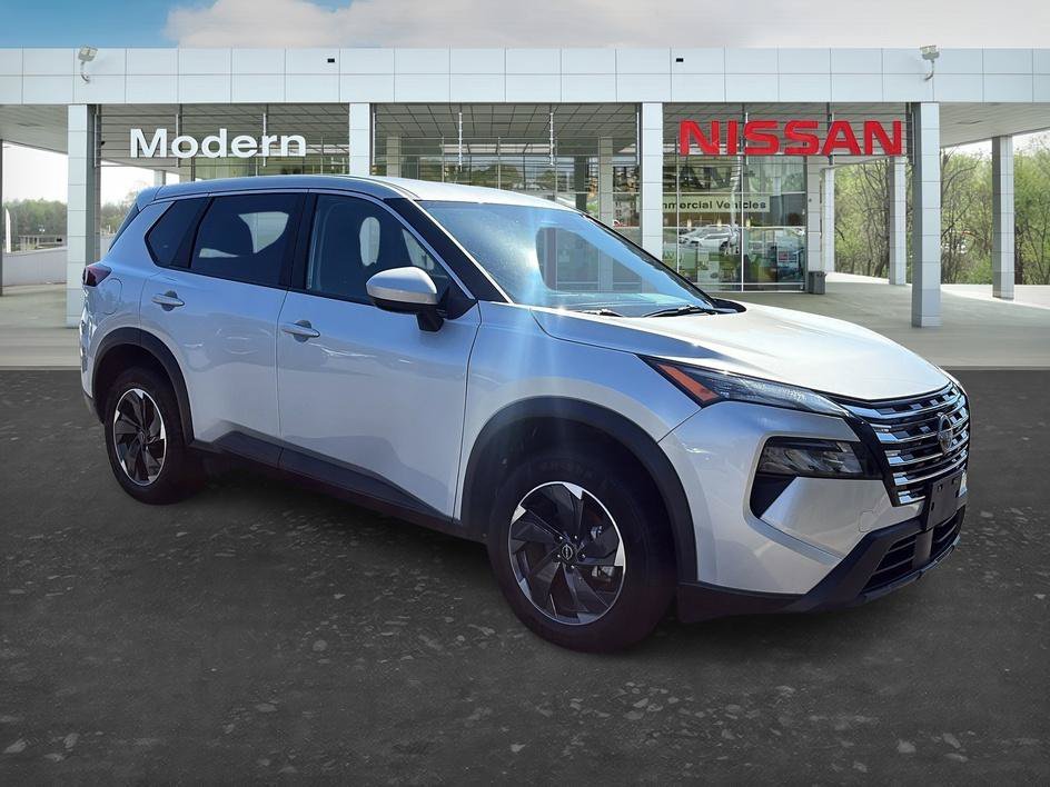 Used 2025 Brilliant Silver Metallic Nissan SV image 7
