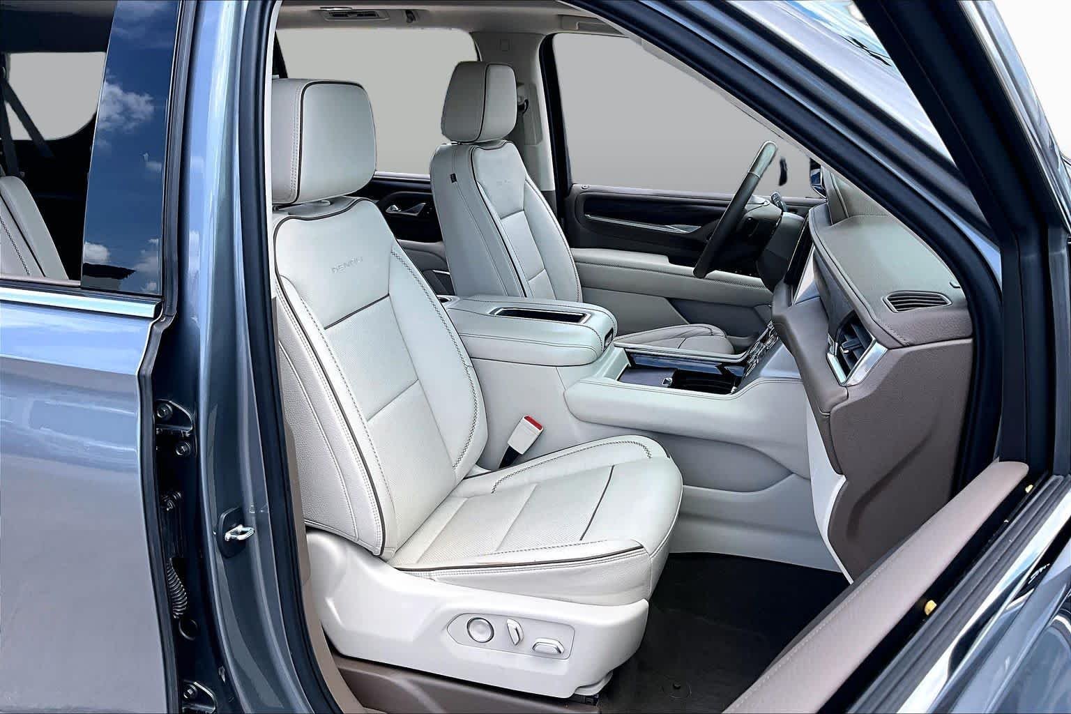 Used 2021 SATIN STEEL METALLIC GMC Denali image 9
