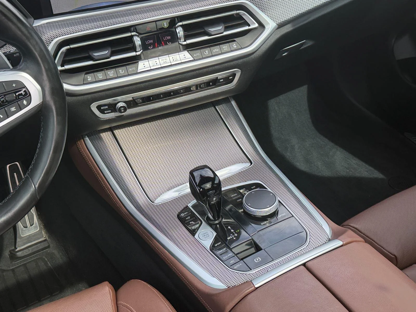 Used 2022 Carbon Black Metallic BMW M50i image 46