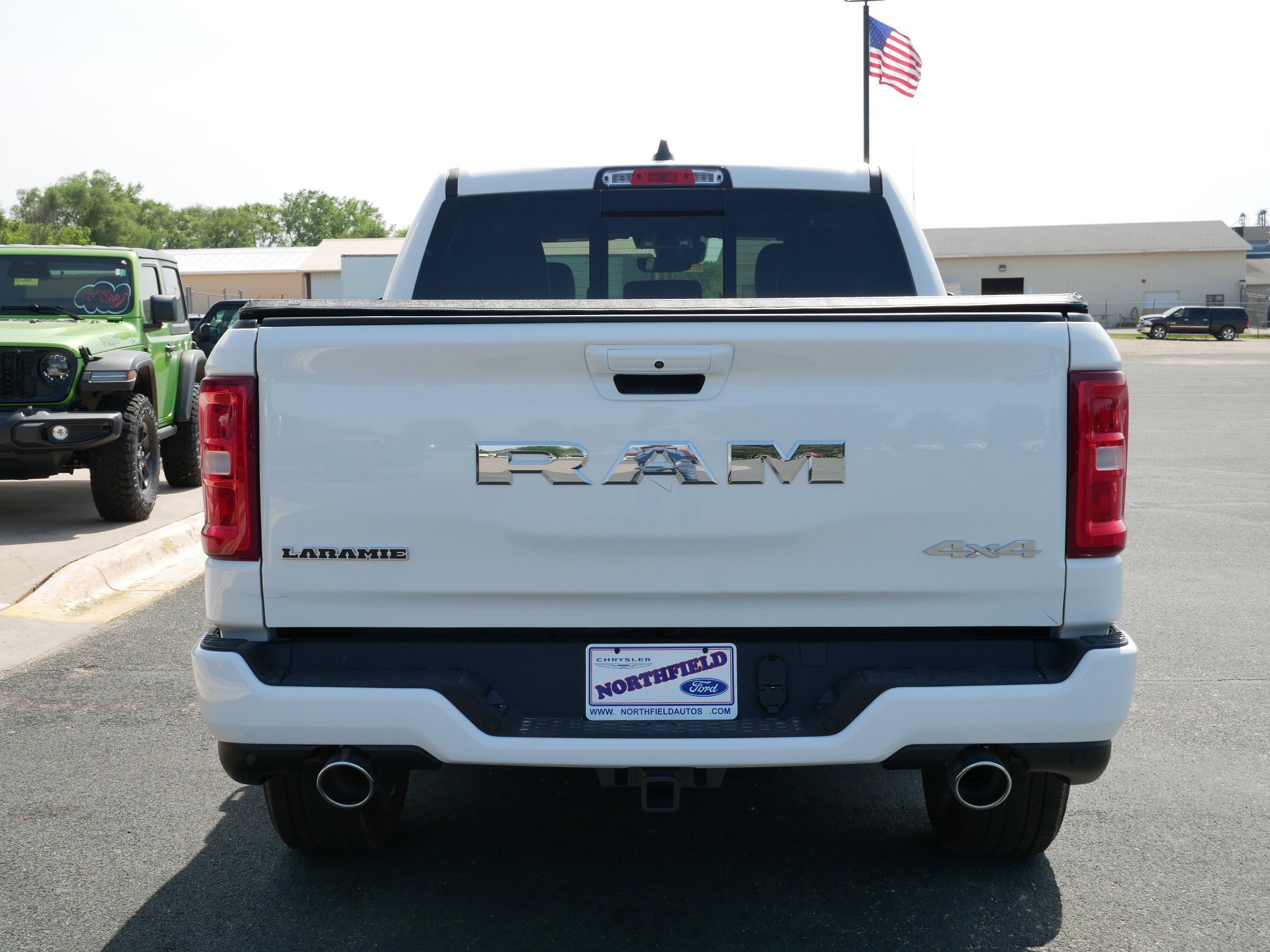 New 2026 Bright White Clear-Coat Exterior Paint RAM Laramie image 7