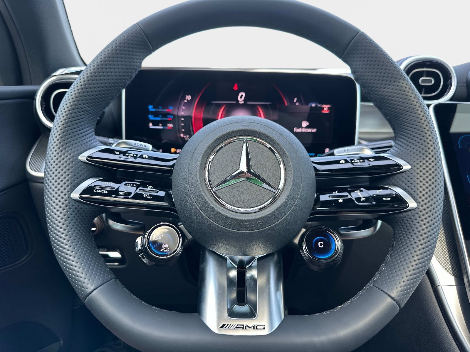 2025 Mercedes-Benz GLC AMG GLC43 - Photo 28