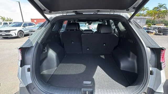 Used 2023 Gray Kia X-Line image 11
